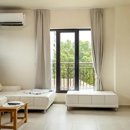 Apartment Spacious 2br Near Sea Garden & By Flat Manаger *