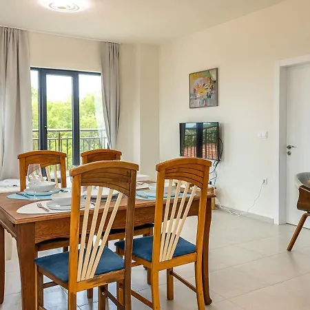 Spacious 2br Near Sea Garden & By Flat Manаger Apartment Varna