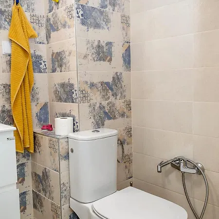 Apartment Spacious 2br Near Sea Garden & By Flat Manаger